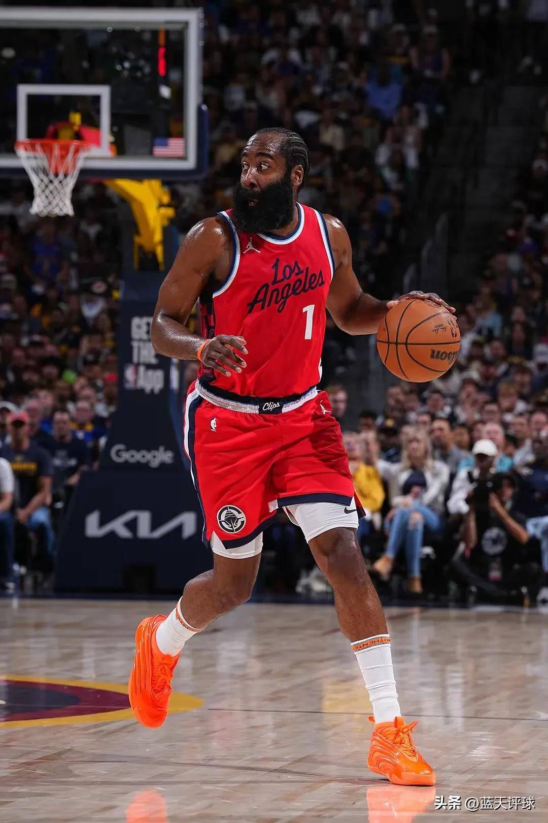 九游官网入口充值-尤文图斯前途光明！，哈登新星刷新纪录表现突出引发球迷热议的简单介绍