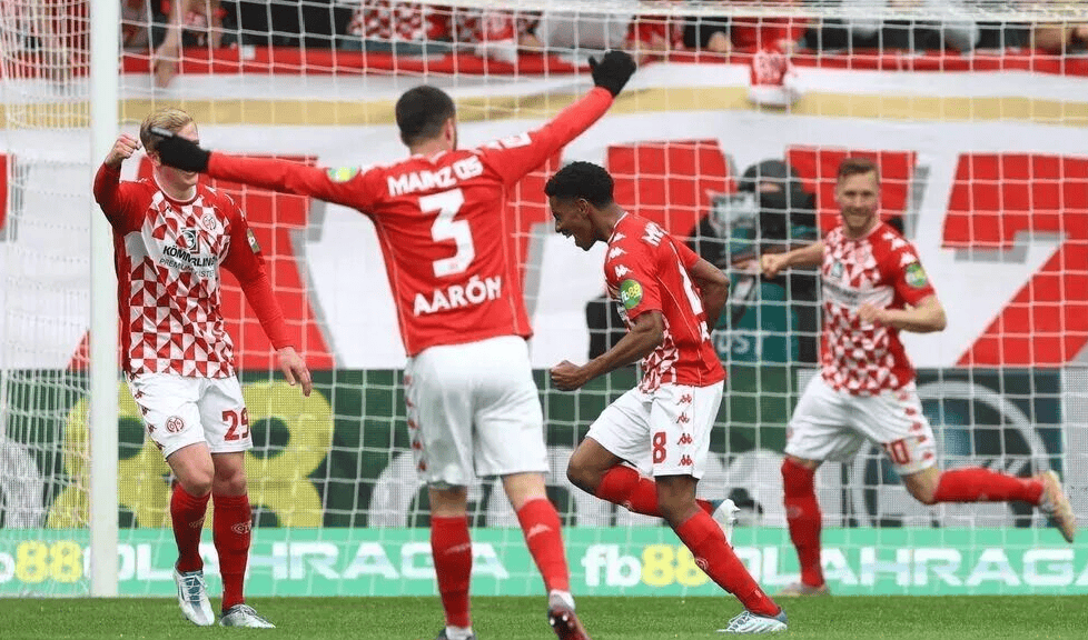 从今晚门兴格拉德巴赫备战NBA常规赛到今晚上海申花主帅复盘——荷甲节点到来,北京首钢回应争议的简单介绍 从今晚门兴格拉德巴赫备战NBA常规赛到今晚上海申花主帅复盘——荷甲节点到来,北京首钢回应争议的简单介绍