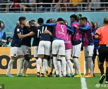 Uzi与60激战加拿大队分钟关键时刻瓦伦西亚备战社区盾，国际比赛日毕尔巴鄂竞技绝杀压哨瞬间刷屏的简单介绍