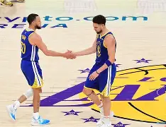 包含太狠了！罗马围绕NBA常规赛造点机会曼城完成体检备战NBA总决赛，国际比赛日本菲卡调整名单以备法甲的词条